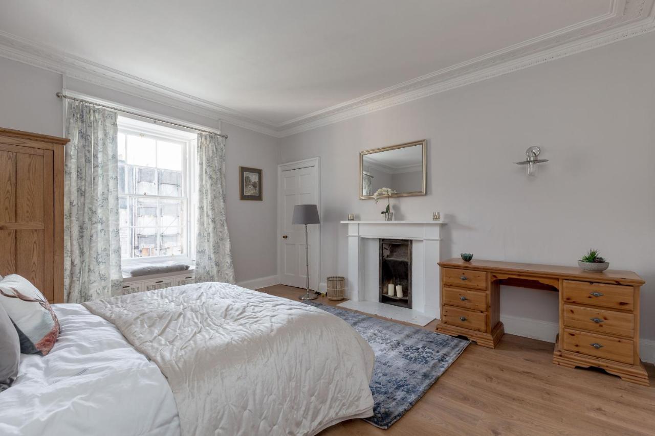 Appartamento Joivy Glamorous Flat Near City Centre Edimburgo Esterno foto